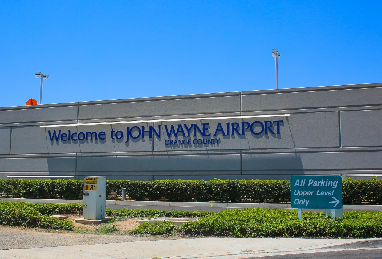 John Wayne Airport Shuttle | Private Rides to SNA | Hello Shuttle