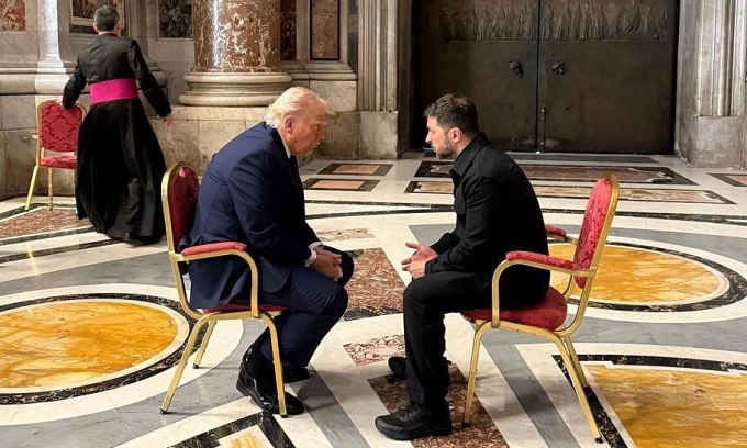 Trump and Zelensky Meet Briefly at Pope Francis’ Funeral