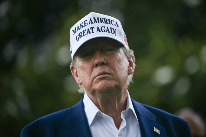 Trump Weighs Military Action, Gives Diplomacy Two Weeks in Israel-Iran Crisis