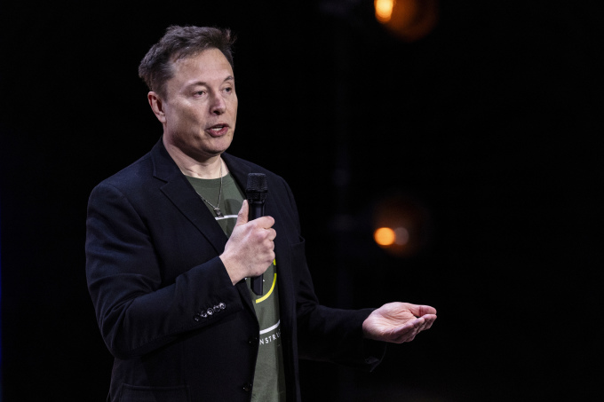 Elon Musk sued over million-dollar reward for voters