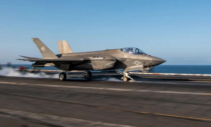 Houthi Air Defenses Nearly Hit U.S. F-16s and F-35s, Officials Say
