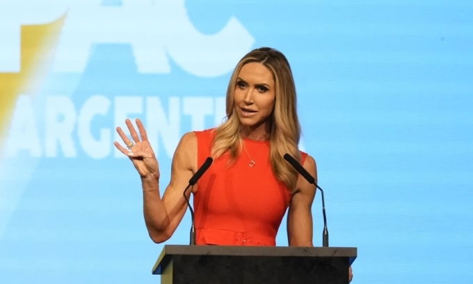 Lara Trump Considers Senate Bid Amid Political Transition