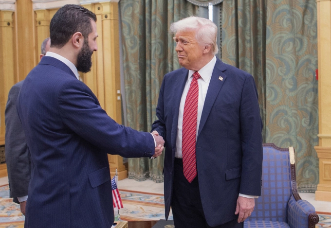 President Trump Signs Executive Order to Lift U.S. Sanctions on Syria
