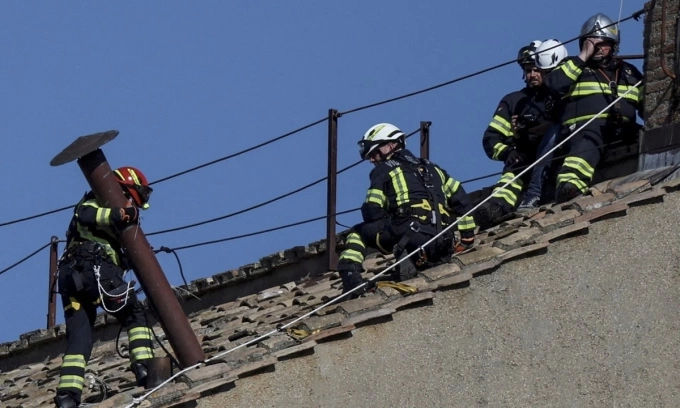 Vatican Installs Sistine Chapel Chimney Ahead of Papal Conclave